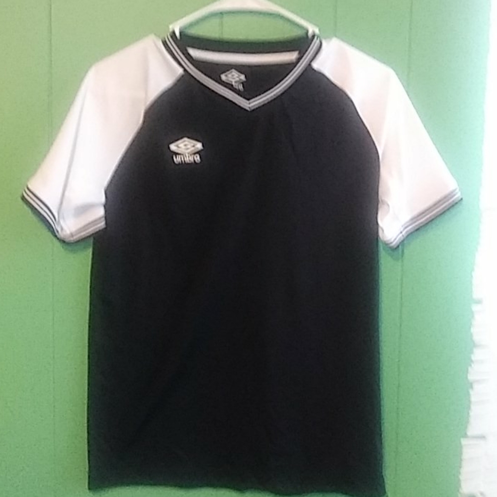 ❤5 for $25❤ Boys t-shirt